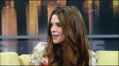 Ashley-Greene-dot-nl_GoodDayNY0117.jpg