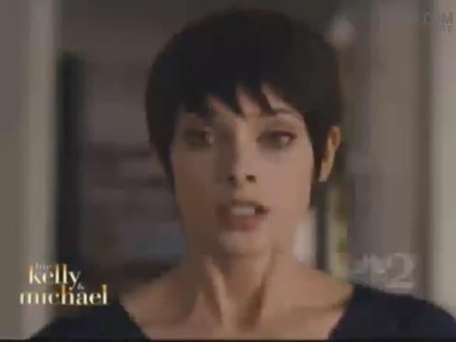 Ashley-Greene-dot-nl-15November2012LiveWithKellyAndMicheal0009.jpg
