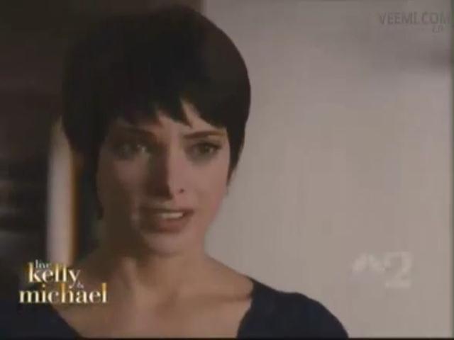 Ashley-Greene-dot-nl-15November2012LiveWithKellyAndMicheal0021.jpg