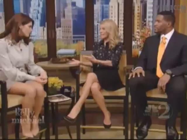 Ashley-Greene-dot-nl-15November2012LiveWithKellyAndMicheal0081.jpg