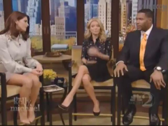 Ashley-Greene-dot-nl-15November2012LiveWithKellyAndMicheal0085.jpg