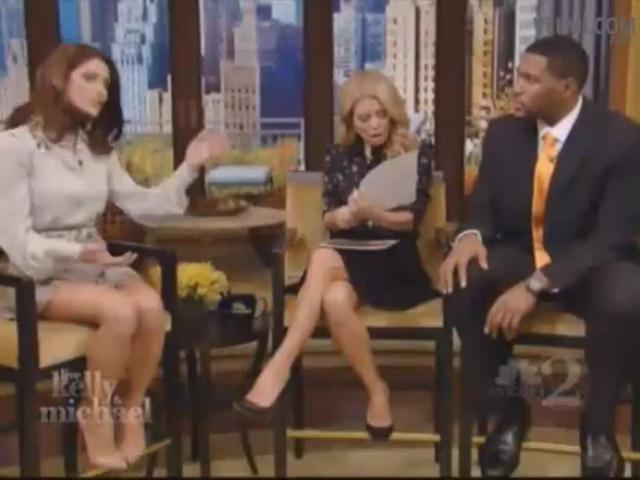 Ashley-Greene-dot-nl-15November2012LiveWithKellyAndMicheal0148.jpg
