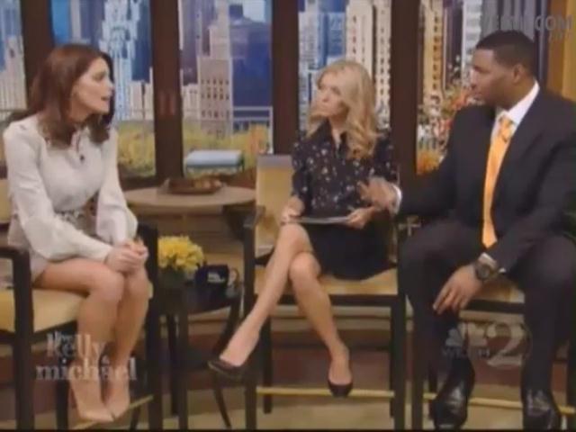 Ashley-Greene-dot-nl-15November2012LiveWithKellyAndMicheal0164.jpg