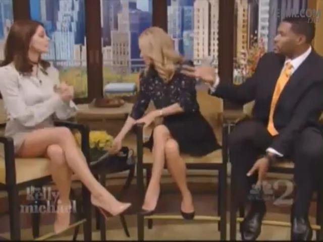 Ashley-Greene-dot-nl-15November2012LiveWithKellyAndMicheal0212.jpg