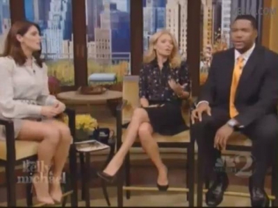 Ashley-Greene-dot-nl-15November2012LiveWithKellyAndMicheal0076.jpg