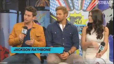 Ashley-Greene-dot-nl_2012MTVInterviewAtComicCon0024.jpg Ashley-Greene-dot-nl_2012MTVInterviewAtComicCon0024.jpg