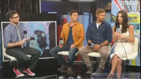 Ashley-Greene-dot-nl_2012MTVInterviewAtComicCon0078.jpg