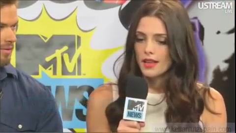 Ashley-Greene-dot-nl_2012MTVInterviewAtComicCon0090.jpg