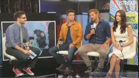 Ashley-Greene-dot-nl_2012MTVInterviewAtComicCon0142.jpg Ashley-Greene-dot-nl_2012MTVInterviewAtComicCon0142.jpg