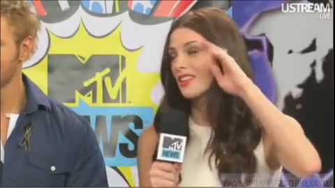 Ashley-Greene-dot-nl_2012MTVInterviewAtComicCon0220.jpg Ashley-Greene-dot-nl_2012MTVInterviewAtComicCon0220.jpg
