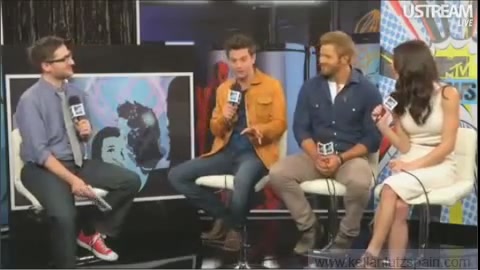 Ashley-Greene-dot-nl_2012MTVInterviewAtComicCon0251.jpg Ashley-Greene-dot-nl_2012MTVInterviewAtComicCon0251.jpg