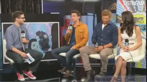 Ashley-Greene-dot-nl_2012MTVInterviewAtComicCon0305.jpg