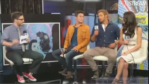 Ashley-Greene-dot-nl_2012MTVInterviewAtComicCon0322.jpg