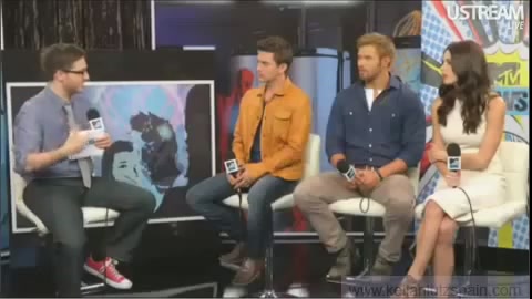Ashley-Greene-dot-nl_2012MTVInterviewAtComicCon0414.jpg