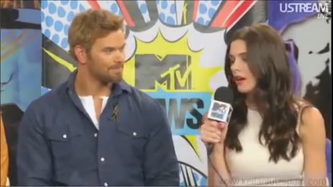 Ashley-Greene-dot-nl_2012MTVInterviewAtComicCon0441.jpg
