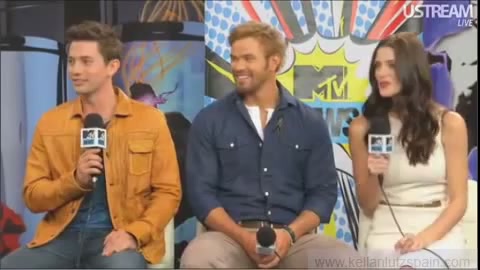 Ashley-Greene-dot-nl_2012MTVInterviewAtComicCon0496.jpg Ashley-Greene-dot-nl_2012MTVInterviewAtComicCon0496.jpg