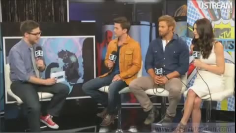 Ashley-Greene-dot-nl_2012MTVInterviewAtComicCon0552.jpg Ashley-Greene-dot-nl_2012MTVInterviewAtComicCon0552.jpg