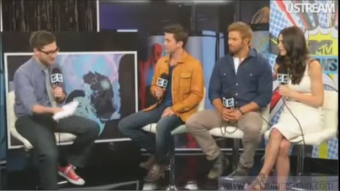 Ashley-Greene-dot-nl_2012MTVInterviewAtComicCon0553.jpg Ashley-Greene-dot-nl_2012MTVInterviewAtComicCon0553.jpg