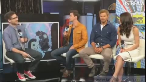 Ashley-Greene-dot-nl_2012MTVInterviewAtComicCon0637.jpg