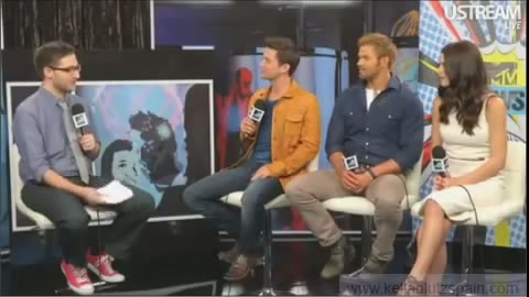 Ashley-Greene-dot-nl_2012MTVInterviewAtComicCon0645.jpg Ashley-Greene-dot-nl_2012MTVInterviewAtComicCon0645.jpg