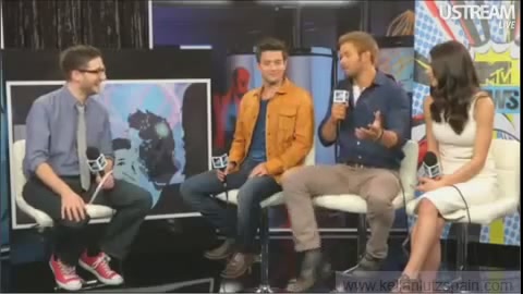 Ashley-Greene-dot-nl_2012MTVInterviewAtComicCon0699.jpg