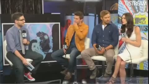 Ashley-Greene-dot-nl_2012MTVInterviewAtComicCon0740.jpg