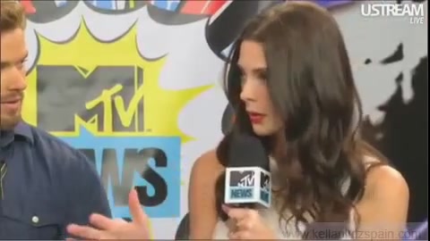 Ashley-Greene-dot-nl_2012MTVInterviewAtComicCon0748.jpg