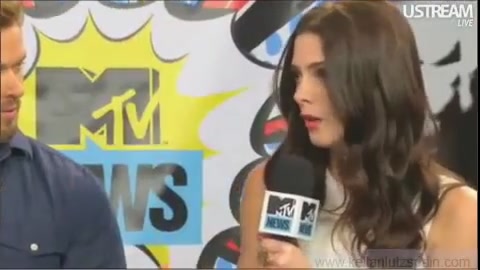 Ashley-Greene-dot-nl_2012MTVInterviewAtComicCon0754.jpg