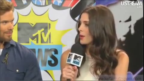 Ashley-Greene-dot-nl_2012MTVInterviewAtComicCon0769.jpg
