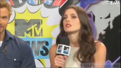 Ashley-Greene-dot-nl_2012MTVInterviewAtComicCon0771.jpg