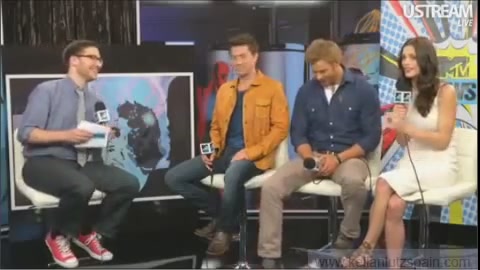 Ashley-Greene-dot-nl_2012MTVInterviewAtComicCon0784.jpg