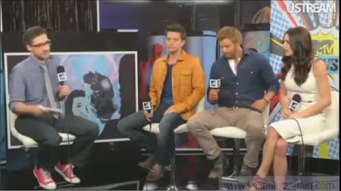 Ashley-Greene-dot-nl_2012MTVInterviewAtComicCon0812.jpg