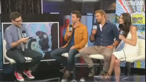 Ashley-Greene-dot-nl_2012MTVInterviewAtComicCon0851.jpg