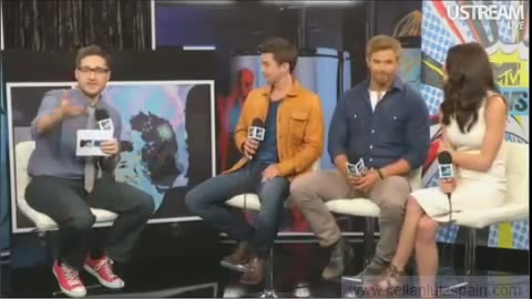 Ashley-Greene-dot-nl_2012MTVInterviewAtComicCon0915.jpg