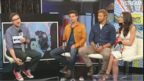 Ashley-Greene-dot-nl_2012MTVInterviewAtComicCon0918.jpg