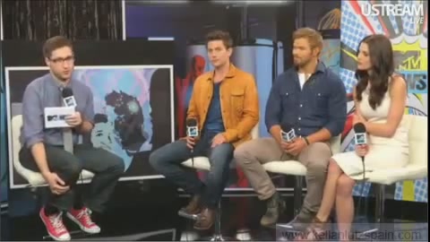 Ashley-Greene-dot-nl_2012MTVInterviewAtComicCon0919.jpg