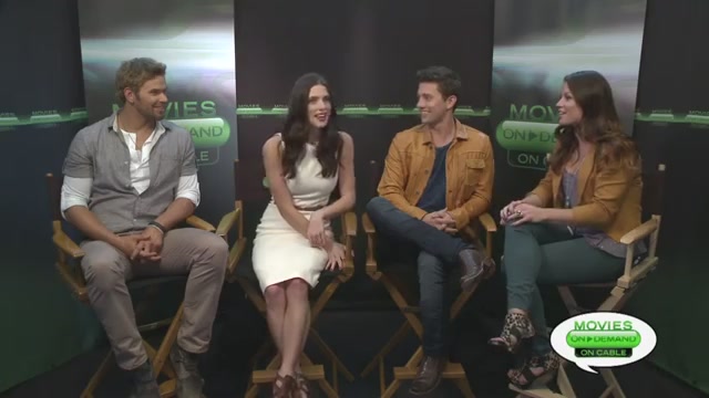 Ashley-Greene-dot-nl_2012MoviesOnDemandAtComicCon__0013.jpg