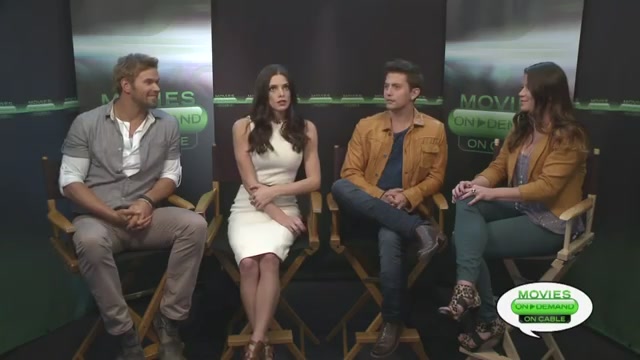 Ashley-Greene-dot-nl_2012MoviesOnDemandAtComicCon__0068.jpg
