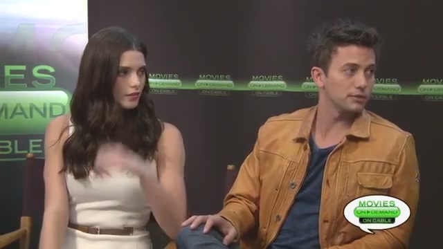 Ashley-Greene-dot-nl_2012MoviesOnDemandAtComicCon__0234.jpg