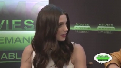 Ashley-Greene-dot-nl_2012MoviesOnDemandAtComicCon__0178.jpg