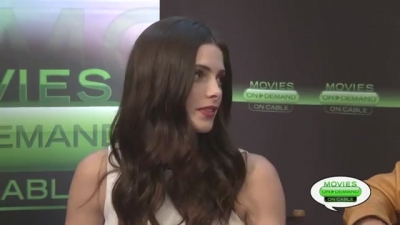 Ashley-Greene-dot-nl_2012MoviesOnDemandAtComicCon__0183.jpg