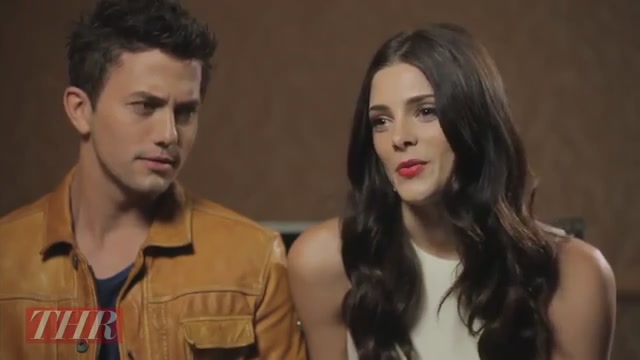 Ashley-Greene-dot-nl_2012TheHollywoodReporterAtComicCon0325.jpg