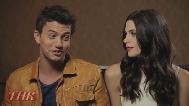Ashley-Greene-dot-nl_2012TheHollywoodReporterAtComicCon0778.jpg
