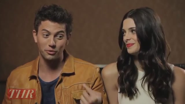 Ashley-Greene-dot-nl_2012TheHollywoodReporterAtComicCon0780.jpg