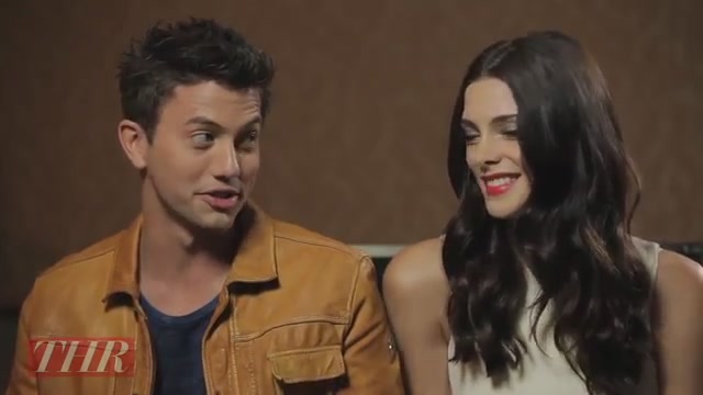 Ashley-Greene-dot-nl_2012TheHollywoodReporterAtComicCon0781.jpg