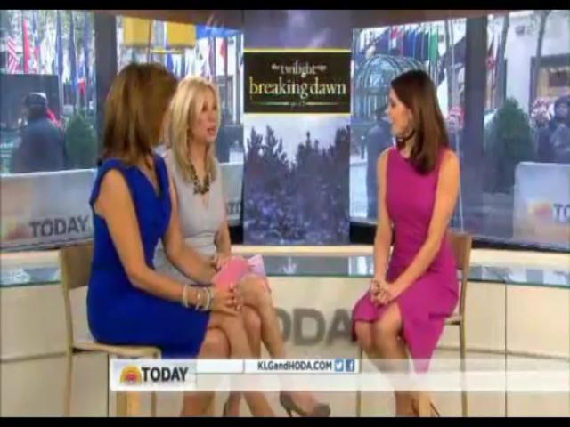 Ashley-Greene-dot-nl-15November2012TheTodayShow0041.jpg