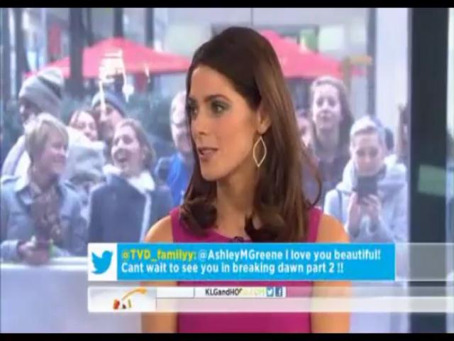 Ashley-Greene-dot-nl-15November2012TheTodayShow0062.jpg
