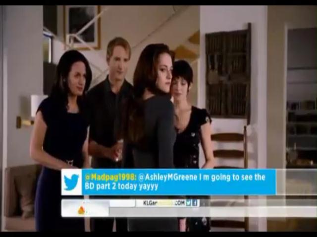 Ashley-Greene-dot-nl-15November2012TheTodayShow0110.jpg