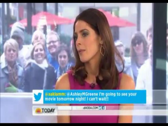 Ashley-Greene-dot-nl-15November2012TheTodayShow0143.jpg