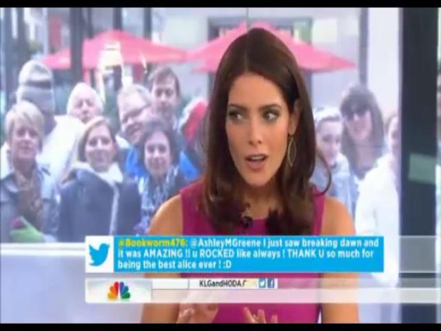 Ashley-Greene-dot-nl-15November2012TheTodayShow0150.jpg